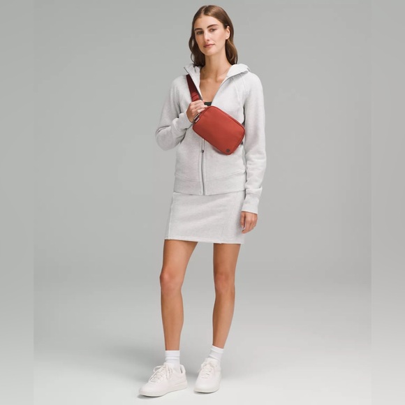 Lululemon Everywhere Belt Bag Large with Long Strap 2L- Magma - Picture 5 of 9